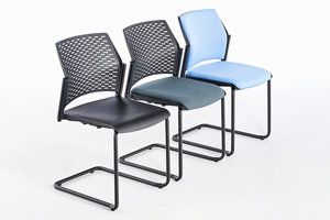 Die Freischwingerserie kann unterschiedlich konfiguriert werden